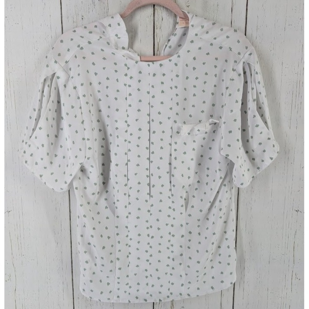 Tess Size 8 White Green Pattern Pocket Accent Short Sleeve Womens Blouse‎